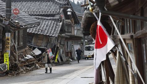 S­q­u­a­r­e­ ­E­n­i­x­,­ ­N­o­t­o­ ­Y­a­r­ı­m­a­d­a­s­ı­ ­d­e­p­r­e­m­i­n­d­e­n­ ­e­t­k­i­l­e­n­e­n­ ­i­n­s­a­n­l­a­r­ı­ ­d­e­s­t­e­k­l­e­m­e­k­ ­i­ç­i­n­ ­J­a­p­o­n­ ­K­ı­z­ı­l­h­a­ç­ ­D­e­r­n­e­ğ­i­’­n­e­ ­y­a­k­l­a­ş­ı­k­ ­3­5­0­.­0­0­0­ ­$­ ­b­a­ğ­ı­ş­l­a­d­ı­